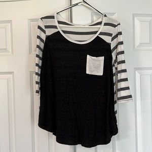 Le Lis Stanley Striped Raglan Knit